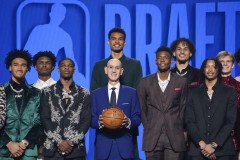 NBA技术流球星榜单：库里意外落选，詹姆斯全面技术稳居第二