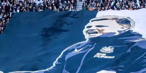 欧冠主题曲创作者亮相决赛，新版旋律奏响辉煌之夜